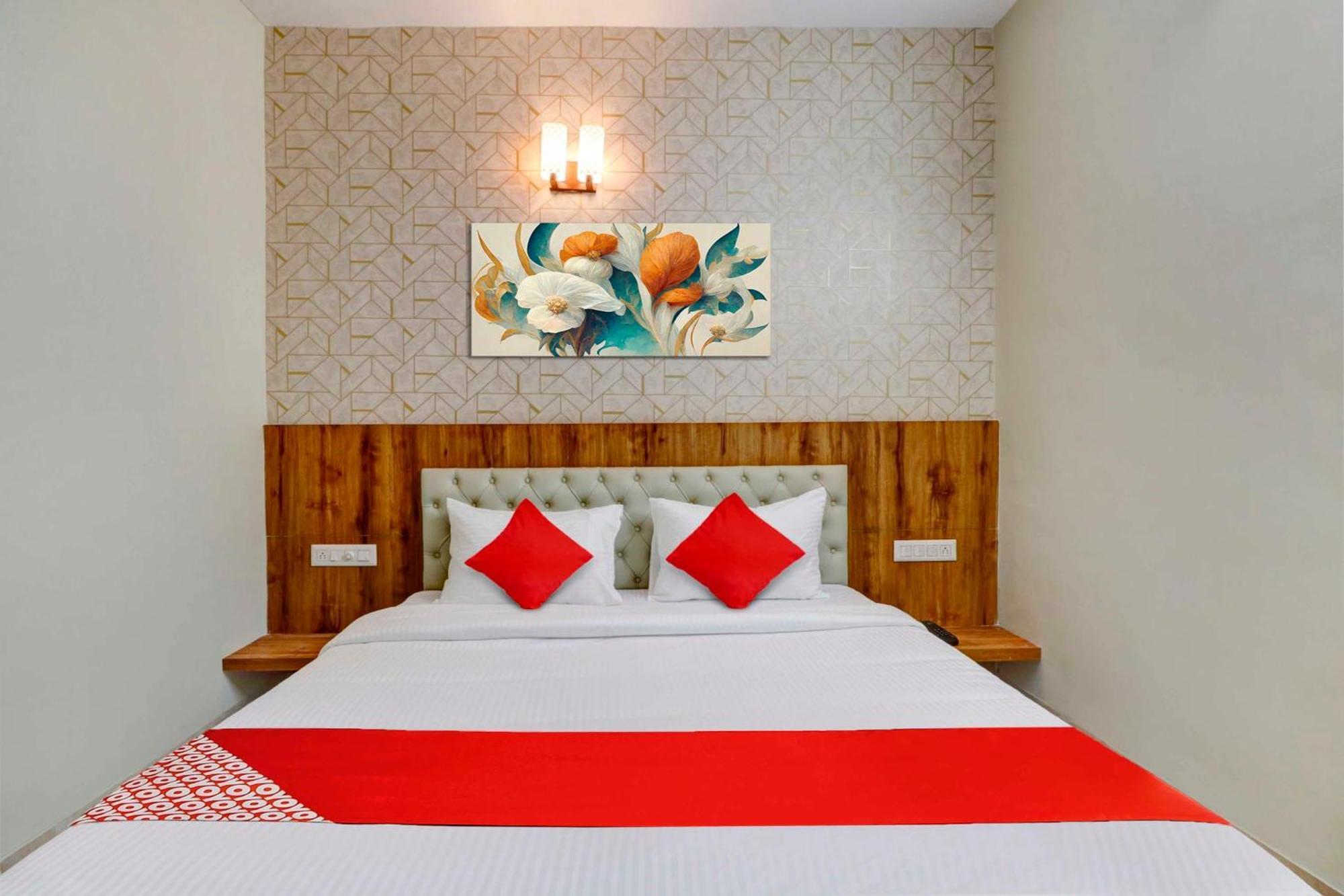 Super Collection O Global Stay Near Kengeri Bus Terminal Metro Station Bangalore Exterior photo